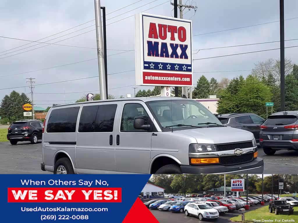 2016 Chevrolet Express - 1GAZGMFG7G1206668 - Image #1